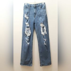 Hollister Ultra high-rise Dad Jean Distressed  Stretch 3R